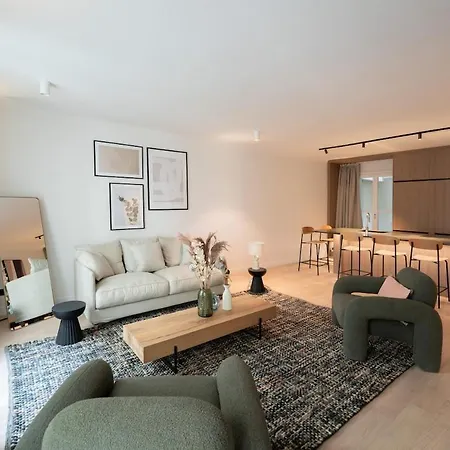 2br With Ac - Ideal Nest For Families